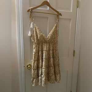 Kilig nwt floral dress L